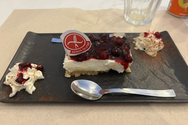 Glutenfrei essen in der Toskana_-Vada-glutenfreie-dessert-cheesecake