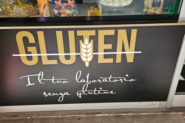 Glutenfreies Essen in der Toskana_-Livorno-Glutenfreier-Bäcker-Logo-Vorderseite