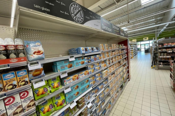Glutenfreies Supermarktregal in Frankreich